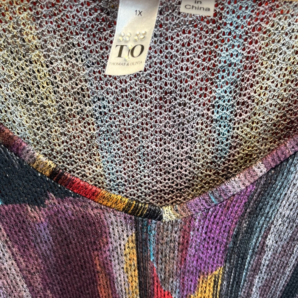 Multi-Color Woman’s Tunic - Picture 3 of 8
